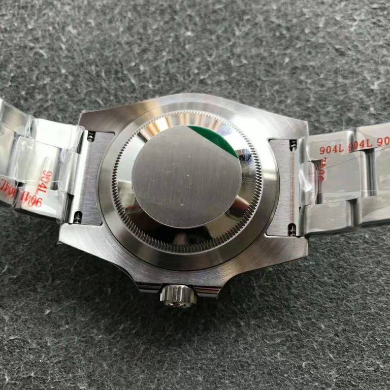 noob v12 submariner review