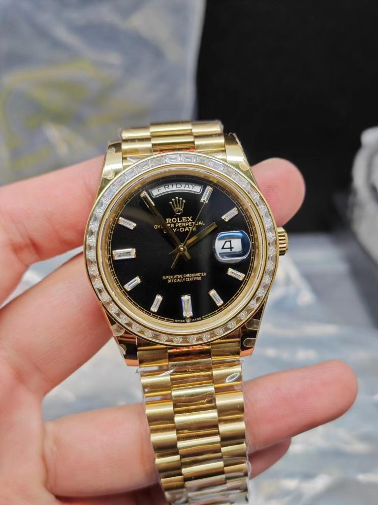 Replica Rolex Day-Date Rose Gold Diamond Watch
