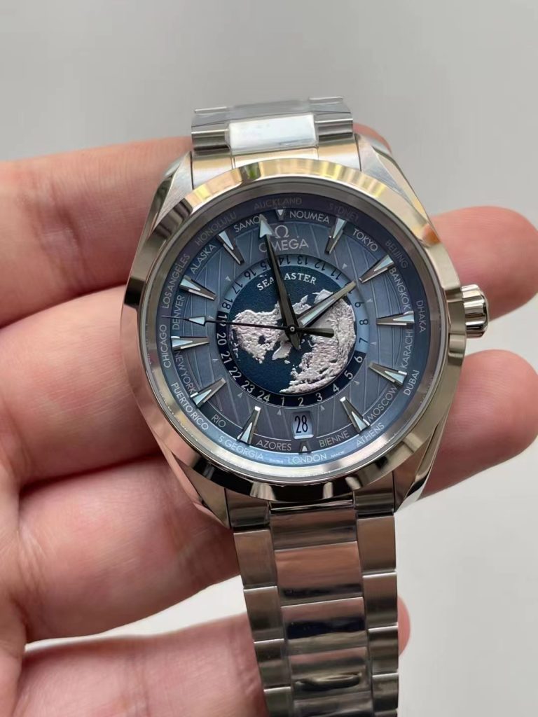 Replica Omega Seamaster Worldtimer Ice Blue