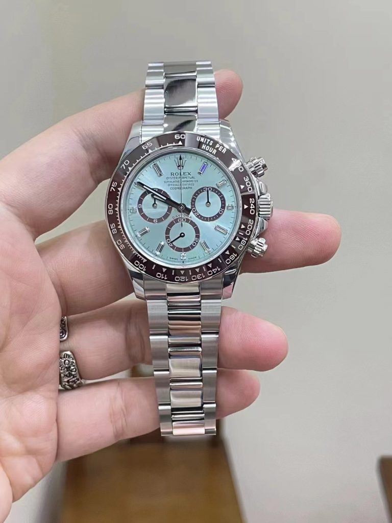 Replica Rolex Daytona with Crystal Back