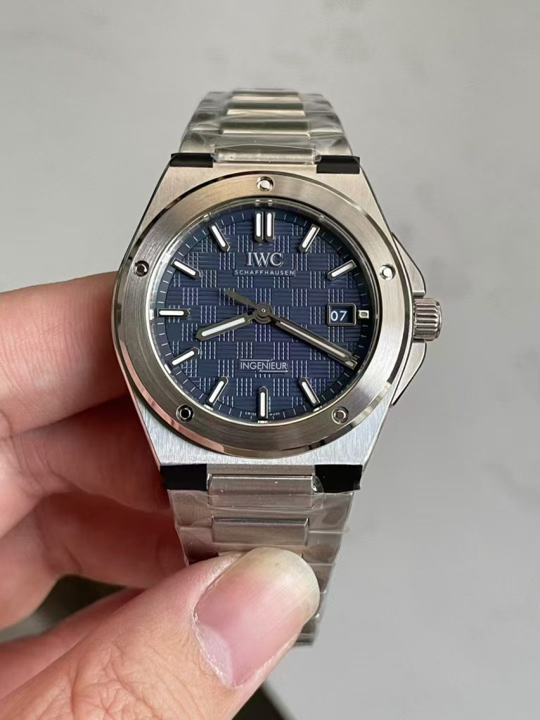 Replica IWC Ingenieur Blue Dial