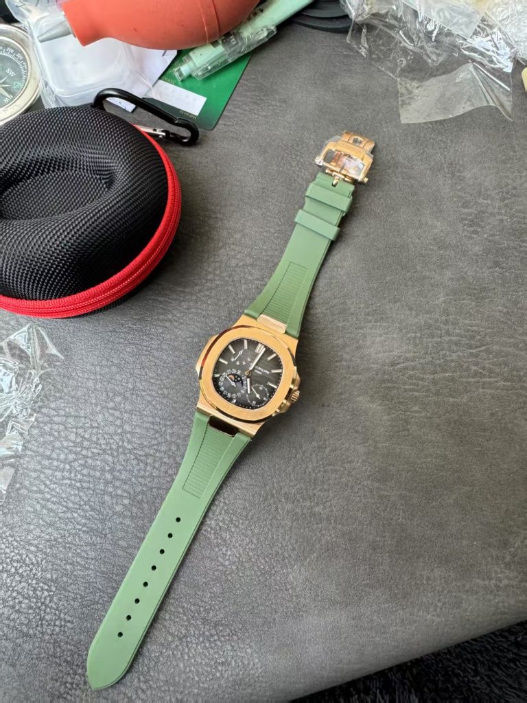 Green Nautilus 5712 Rubber